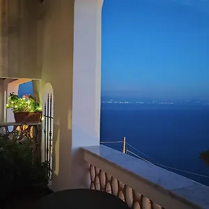 casa-barbara-campania.hotels-amalfi.com/